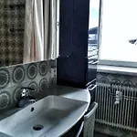 Moni Xxl 66m2 Капрун