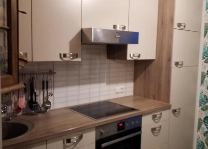 Moni Xxl 66m2 アパート *